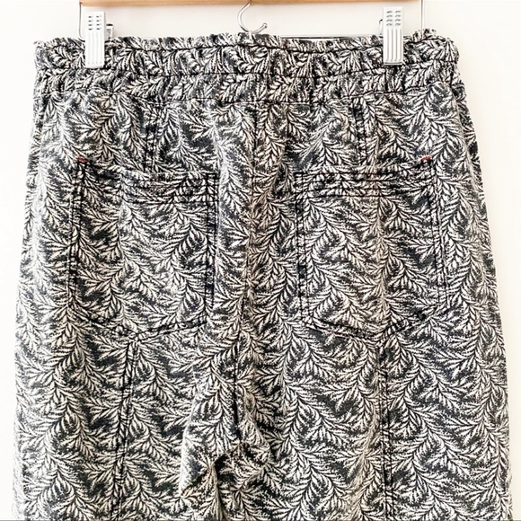 Anthropology cargo style pants linen blend - Picture 2 of 6